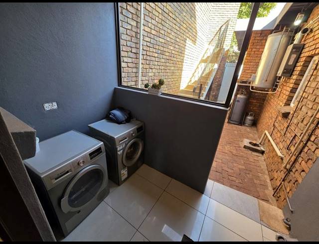 3 BEDROOM HOUSE FOR SALE IN MAGALIESKRUIN